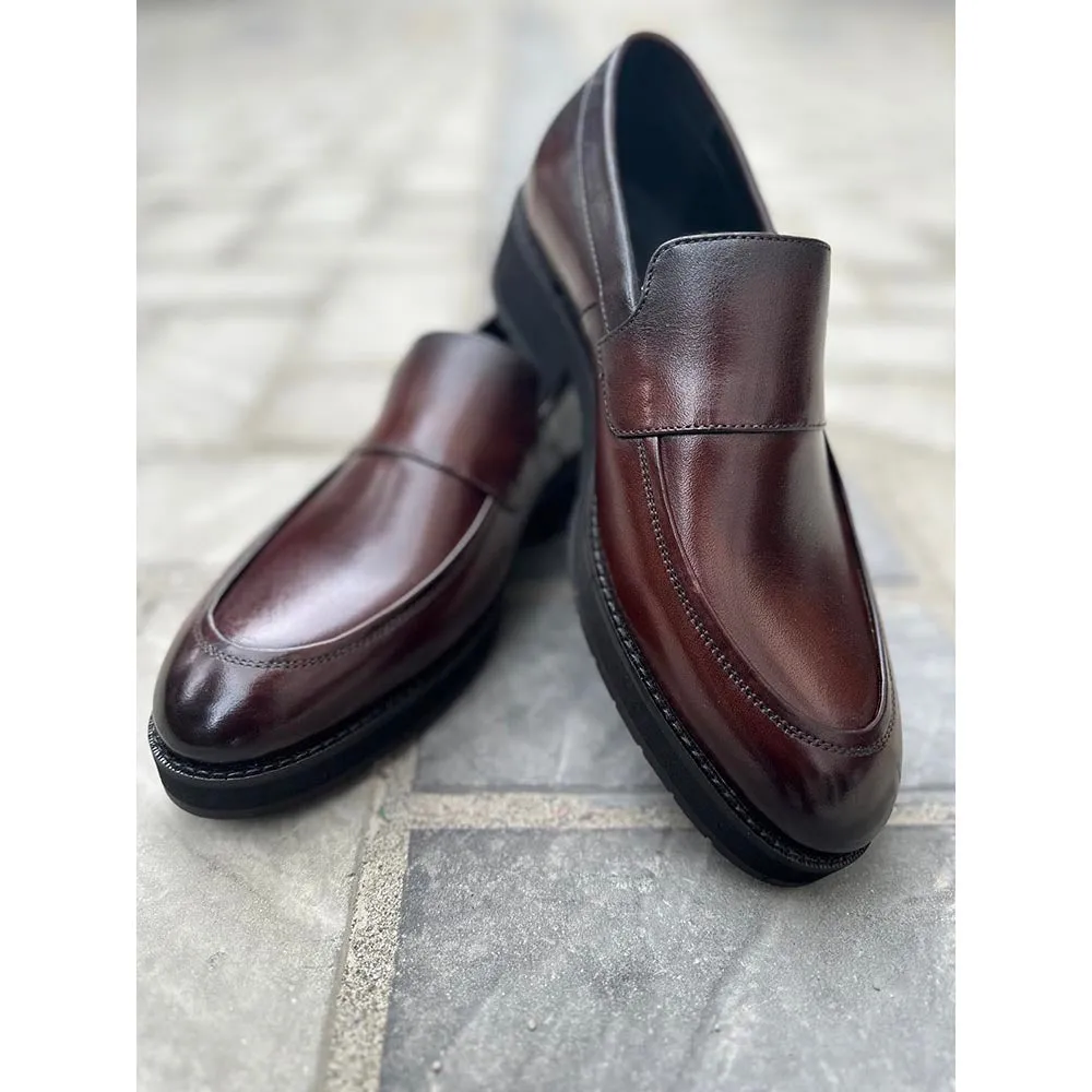 Brown Mirror Glossed Plain Vamp Moc Loafers with Extralight Sole