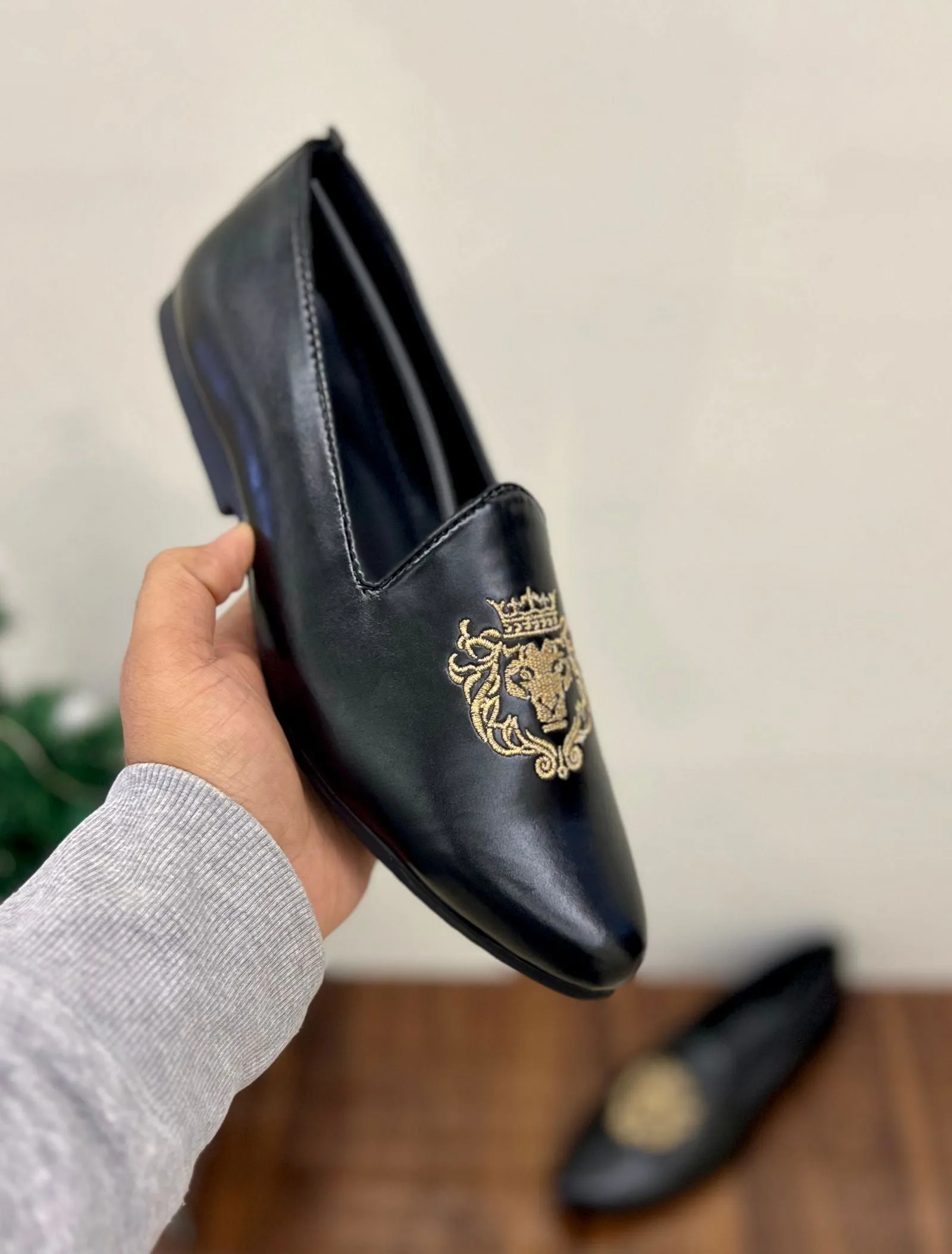 Fashion Slip on Jutties Loafer For Wedding and Party