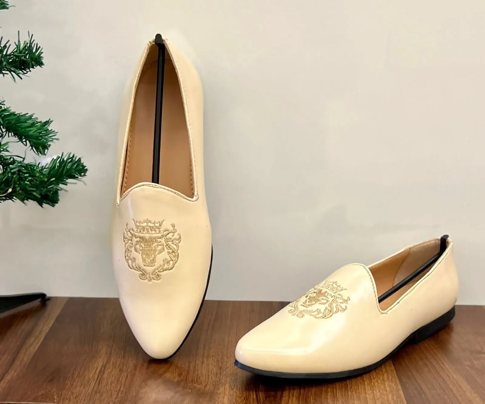 Fashion Slip on Jutties Loafer For Wedding and Party