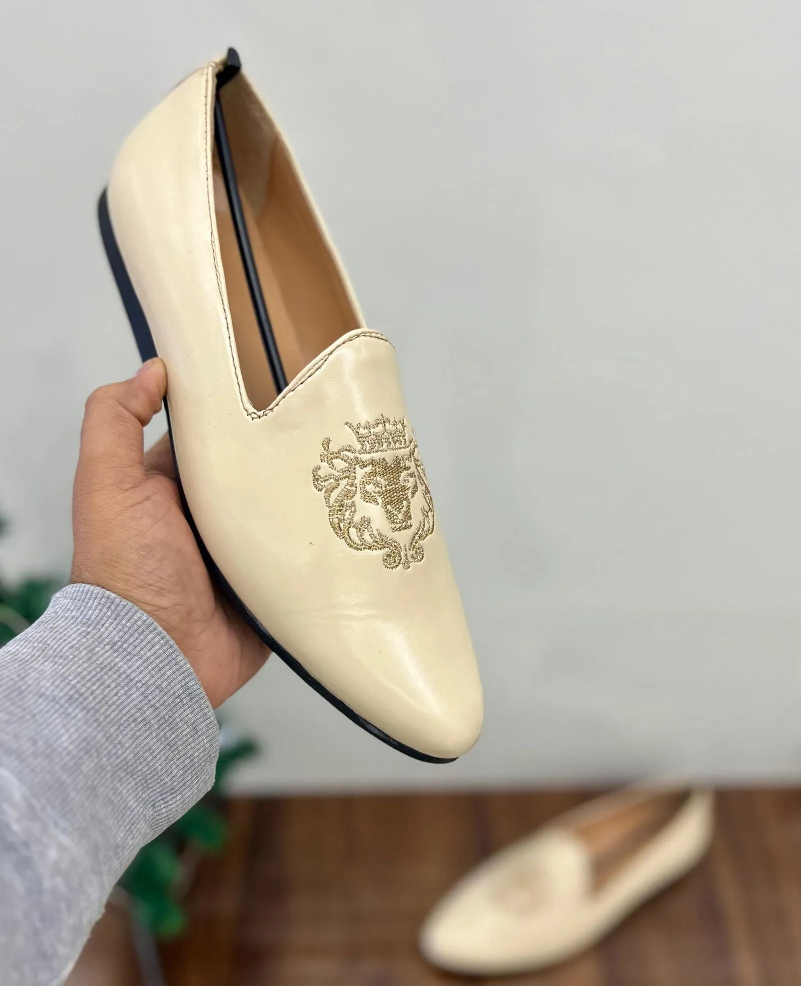 Fashion Slip on Jutties Loafer For Wedding and Party