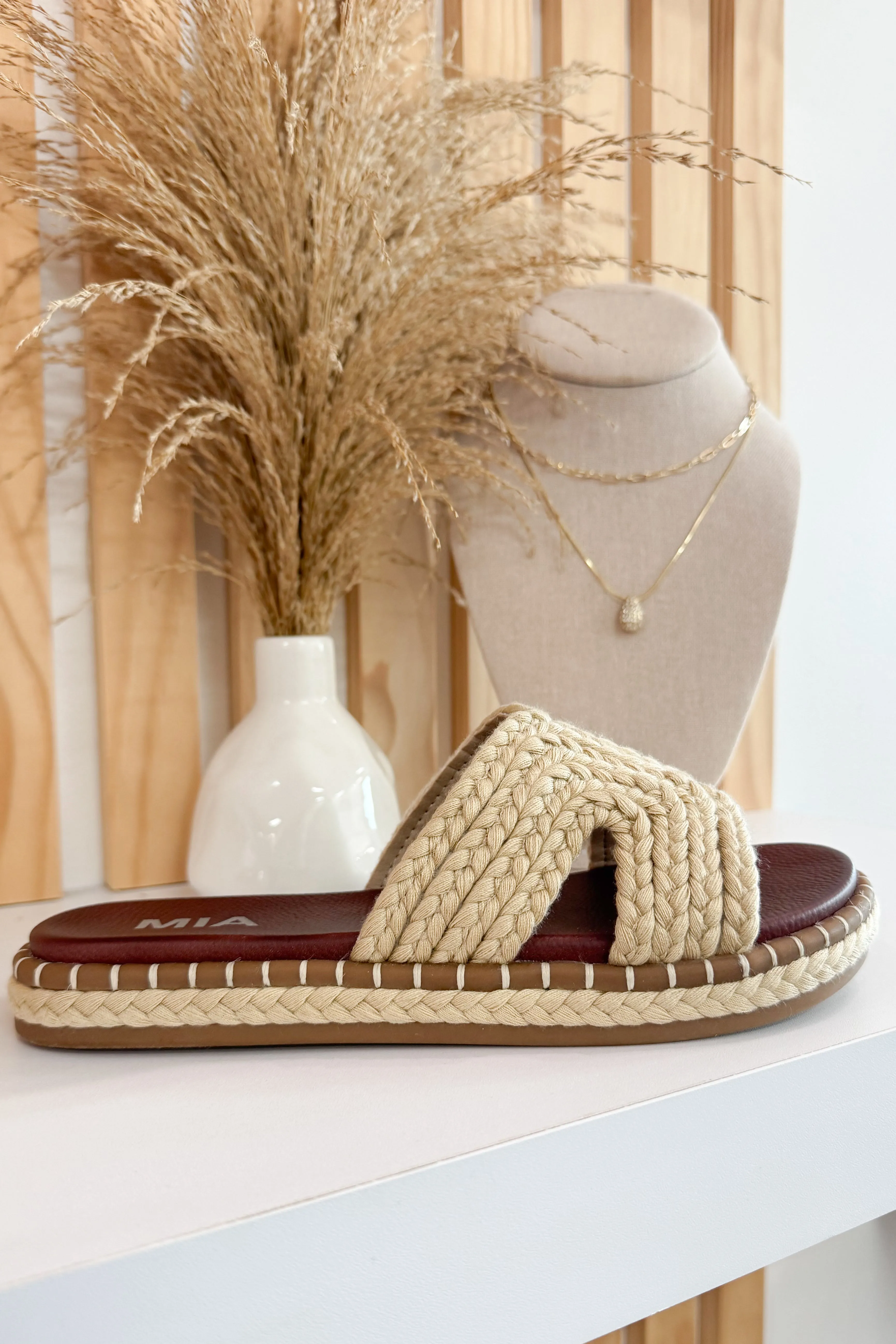 Mia Sirah Sandals (Natural)