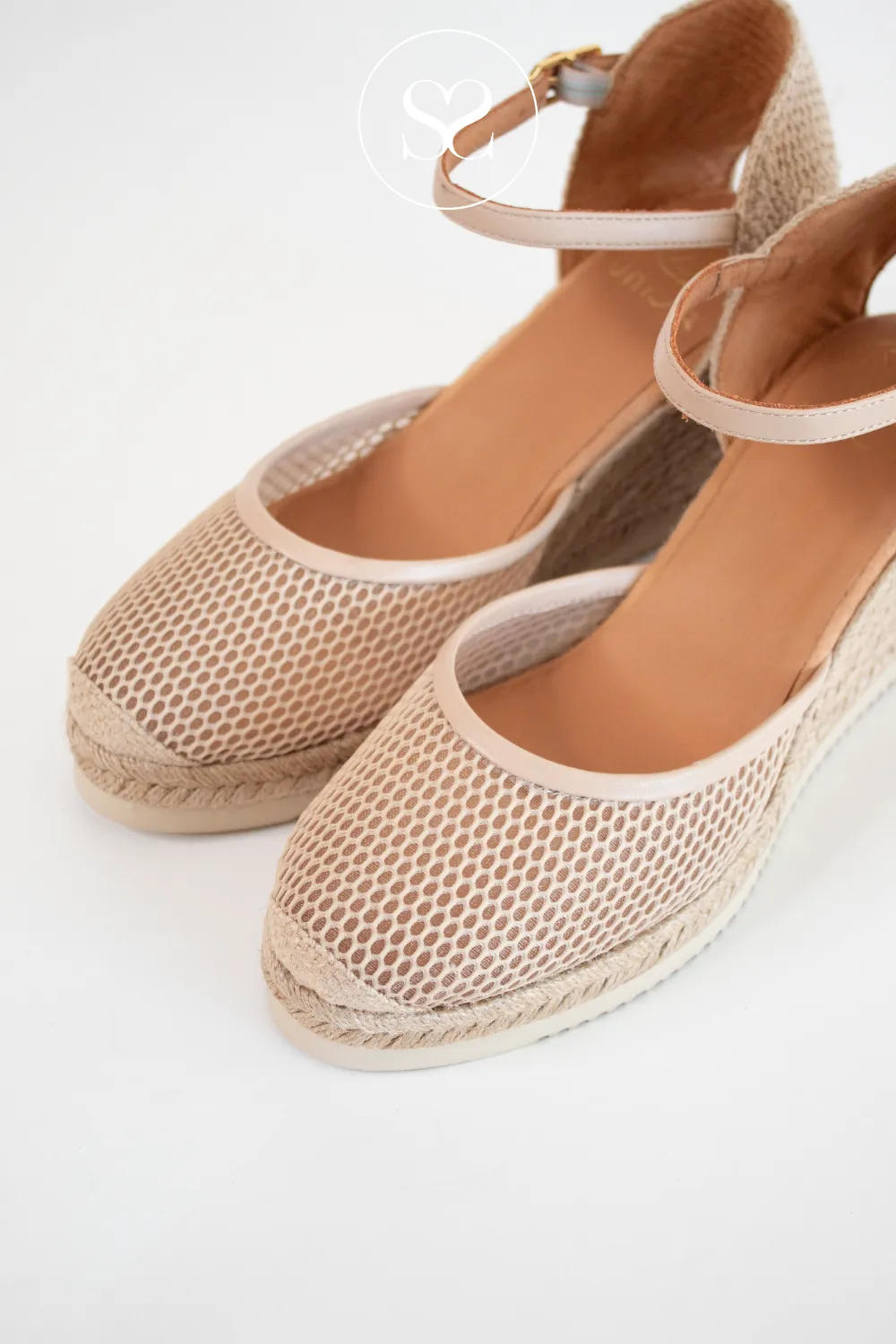 UNISA COREBO NUDE LEATHER WEDGE ESPADRILLE SANDALS