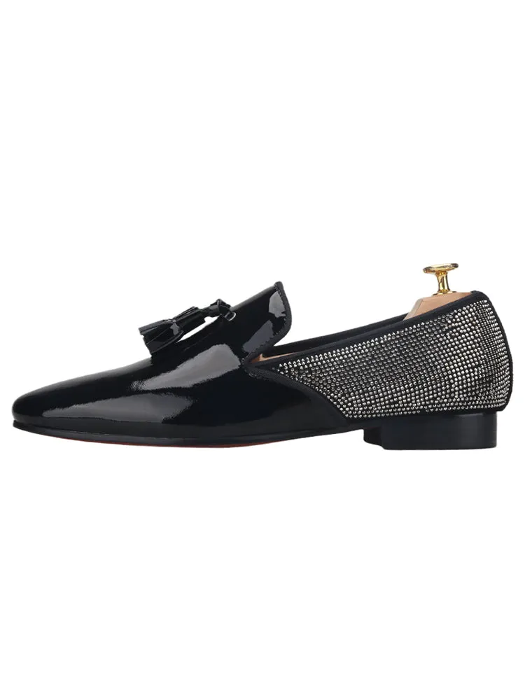 Winter new black patent leather slip-on tassel loafers for men with genuine leather stitching and hot diamond trendy red sole shoes