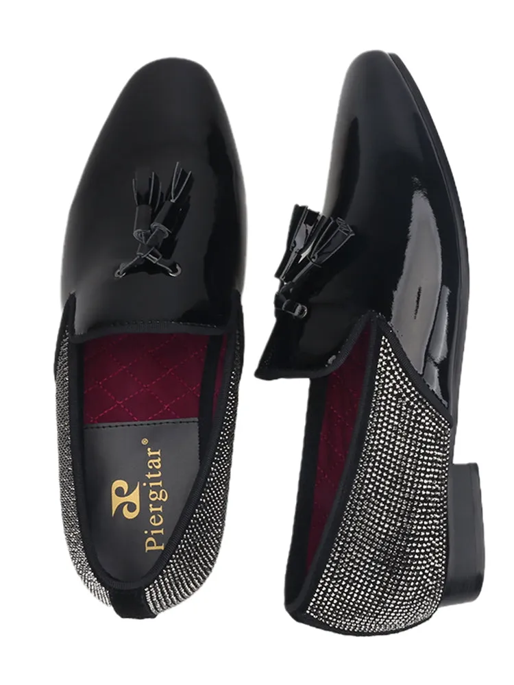 Winter new black patent leather slip-on tassel loafers for men with genuine leather stitching and hot diamond trendy red sole shoes
