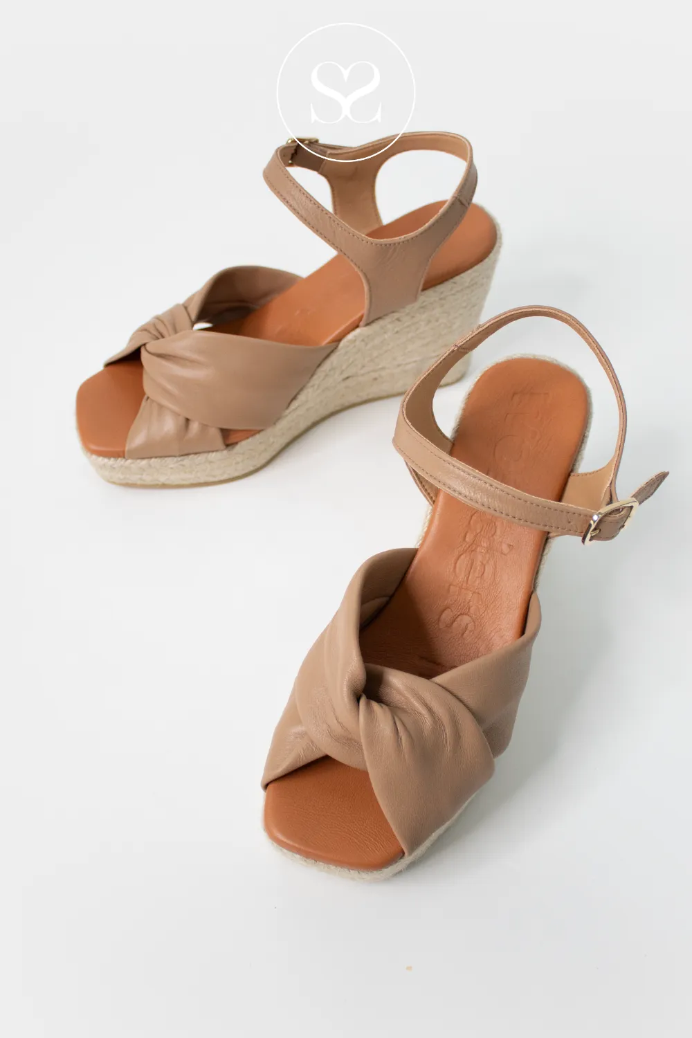 WONDERS YH-SO522 CAMEL LEATHER WEDGE ESPADRILLE SANDALS